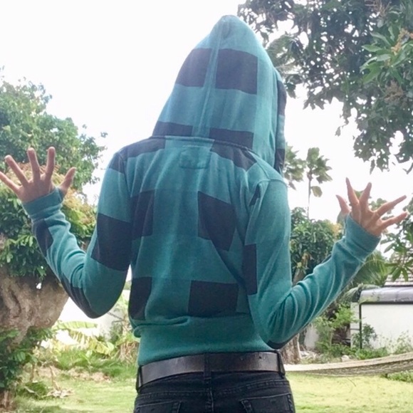 [BillaBong] Plaid Turquoise Furry Hooded Jacket - Picture 3 of 6